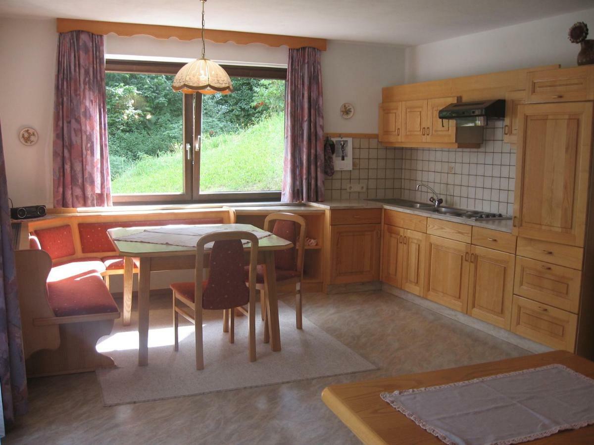 バド クラインキルヒハイムHaus Bergblickアパートメント エクステリア 写真